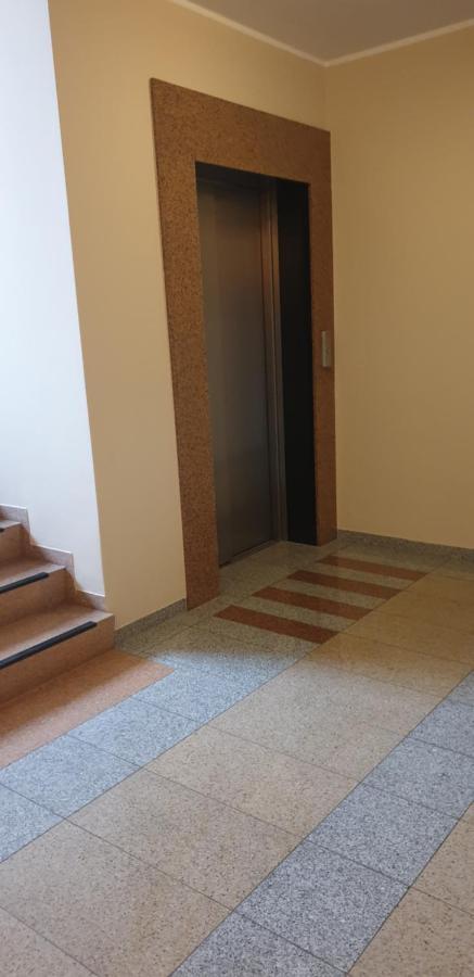 Apartament Pod Trzema Niebieskimi Kaczorami Apartman Gdańsk Kültér fotó